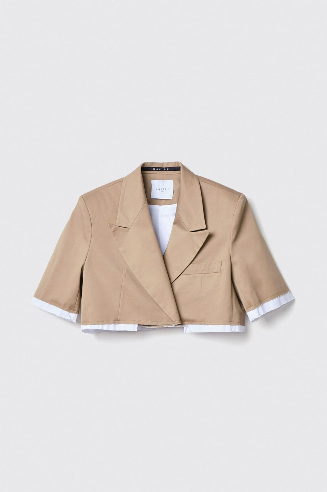 BLAZER CURTO DE ALFAIATARIA CAMEL GAELLE PARIS