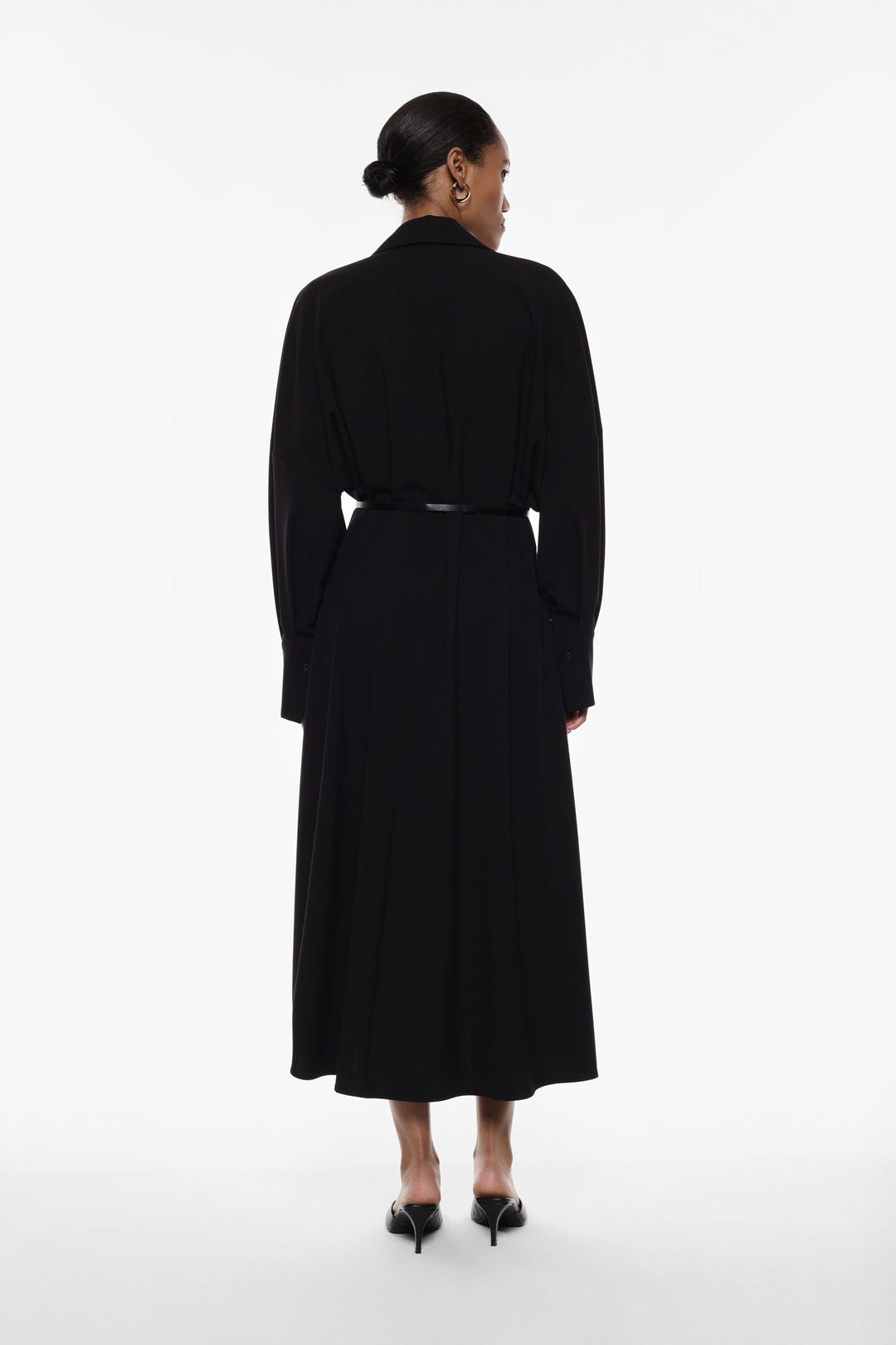 VESTIDO CAMSIEIRO PRETO COM CINTO IMPERIAL