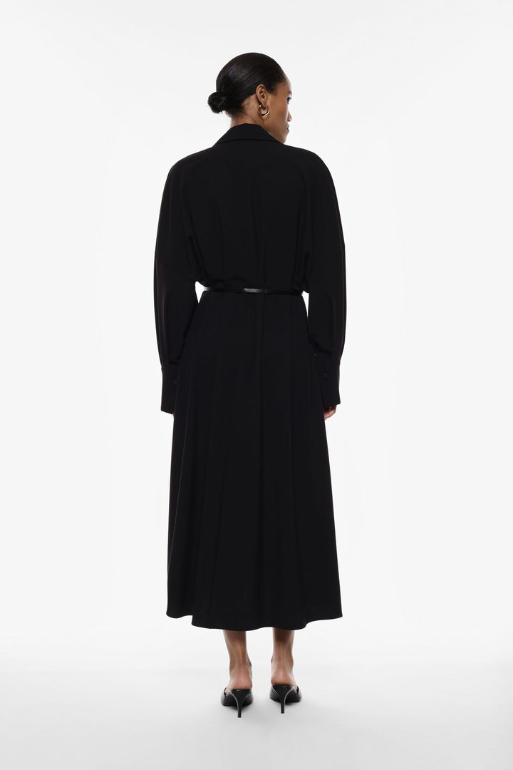 VESTIDO CAMSIEIRO PRETO COM CINTO IMPERIAL