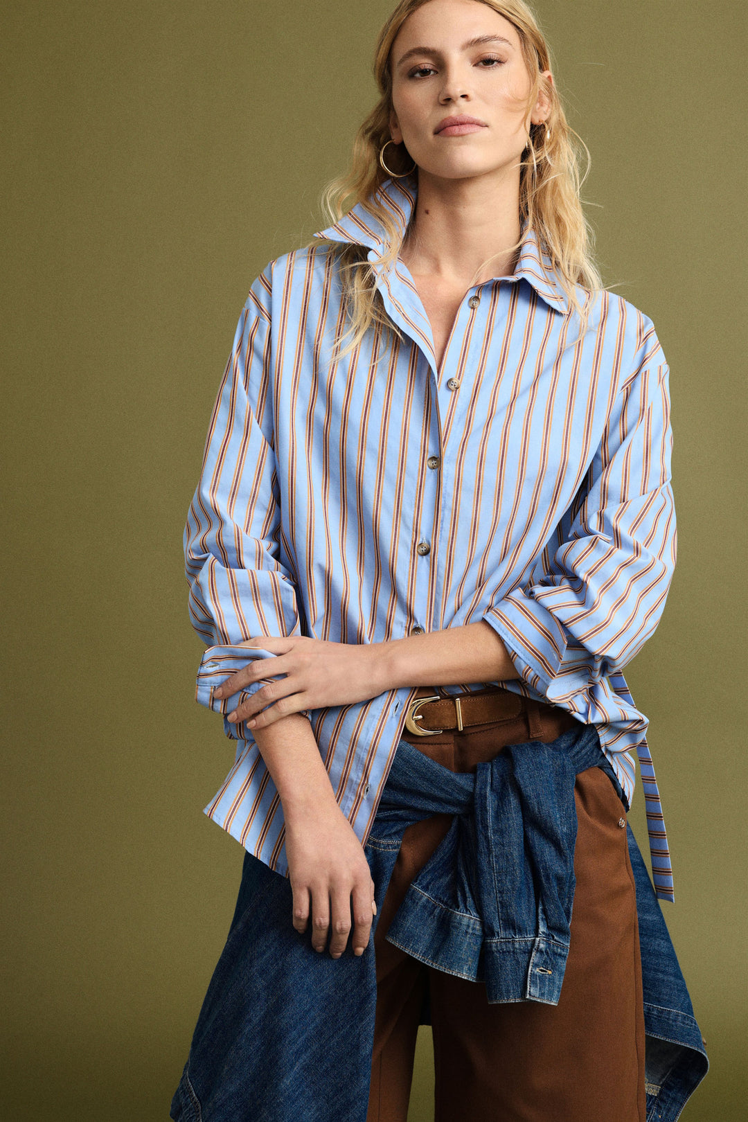 CAMISA ÀS RISCAS AZUL E BORDÔ PLEASE