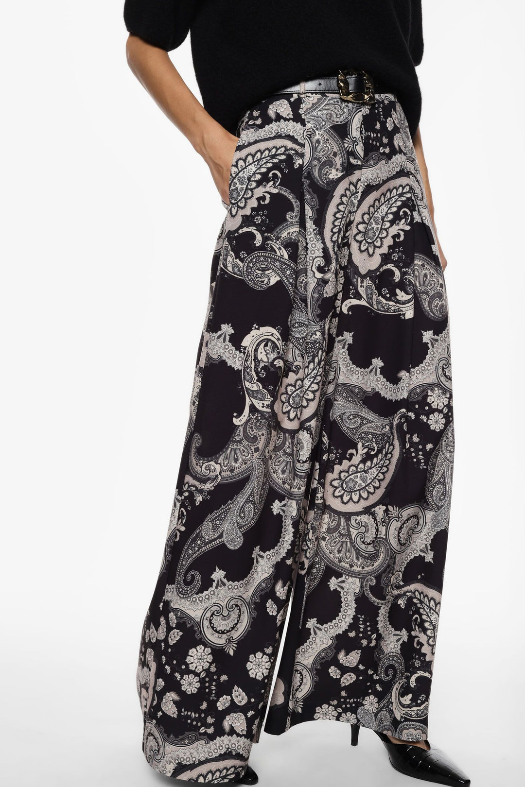 CALÇA PANTALONA ESTAMPADO COM CINTO IMPERIAL