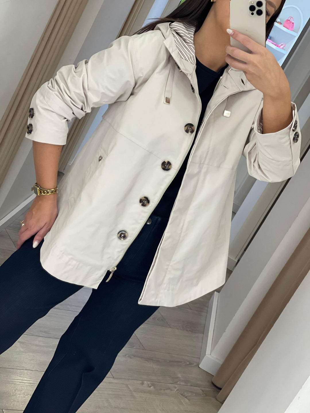 PARKA BEGE COM CAPUZ SILVINA CAMPOS