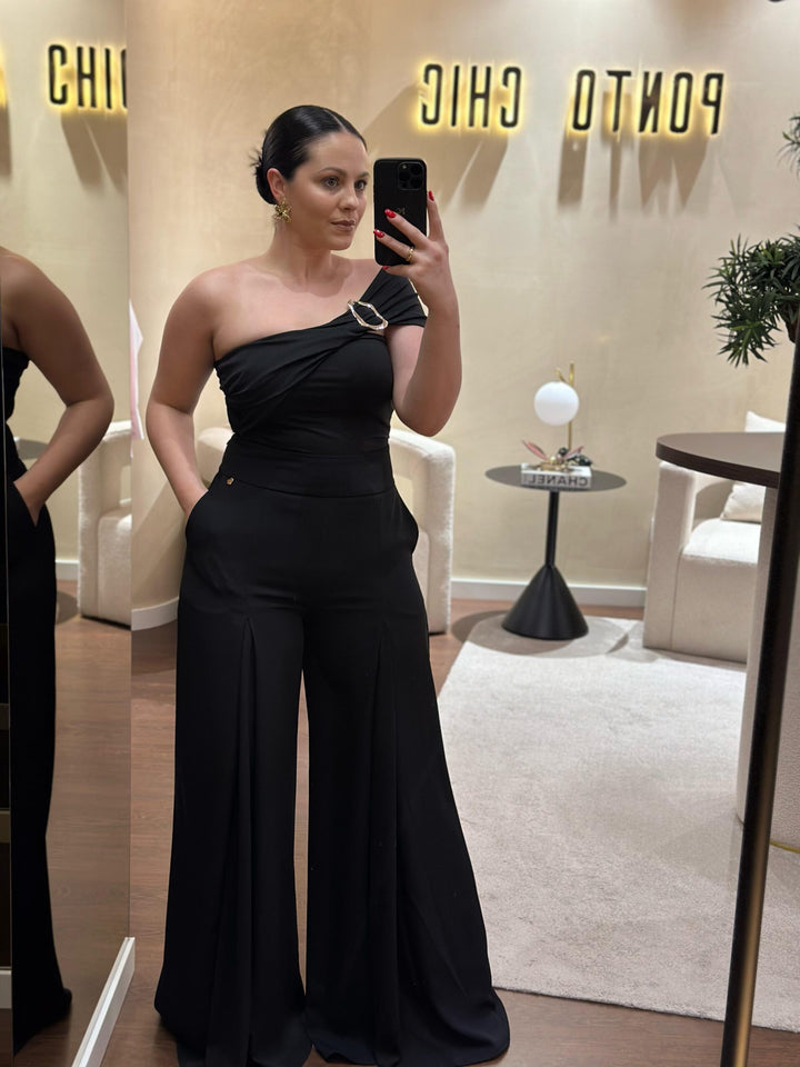 BODY PRETO COM FIVELA PONTO CHIC