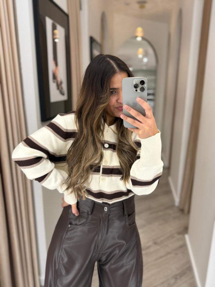 CAMISOLA ÀS RISCAS CASTANHA E BEGE PONTO CHIC