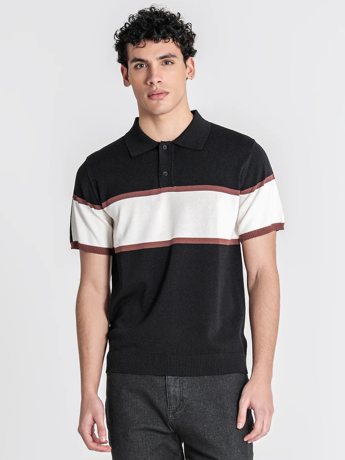 POLO PRETO ÀS RISCAS PONTO CHIC