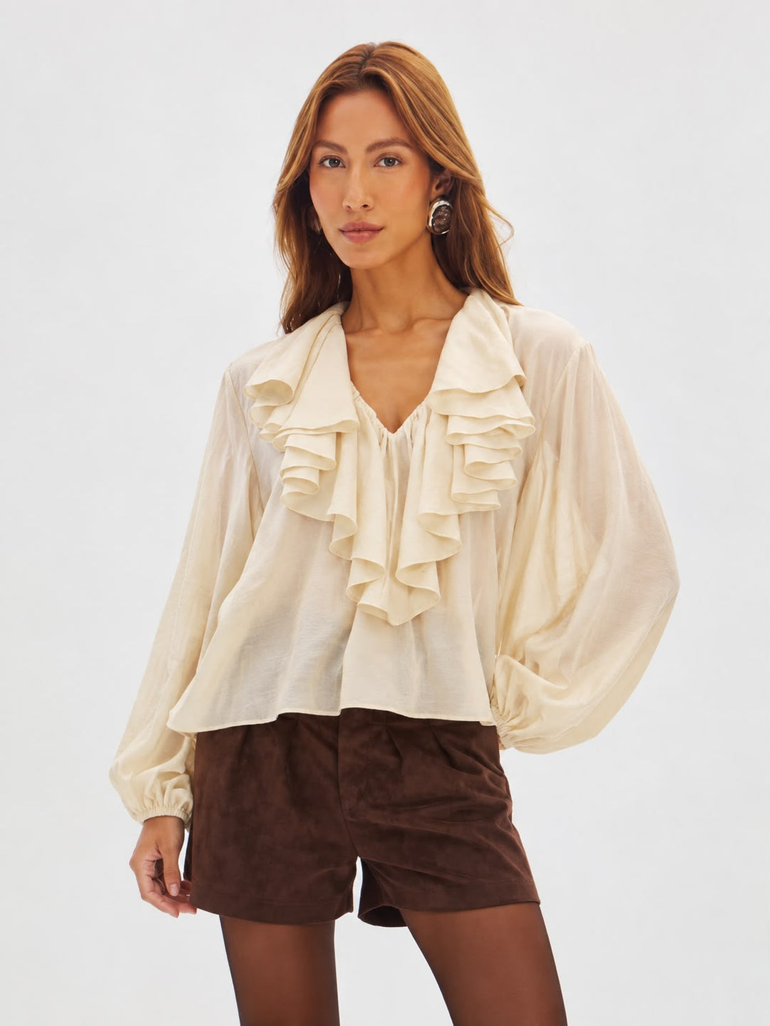 BLUSA CRU COM FOLHOS LANÇA PERFUME