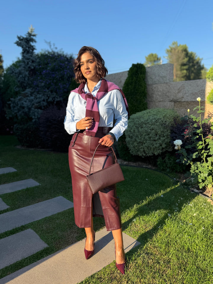 CAMISA AZUL CLÁSSICA COM GOLA E BOTÕES PONTO CHIC