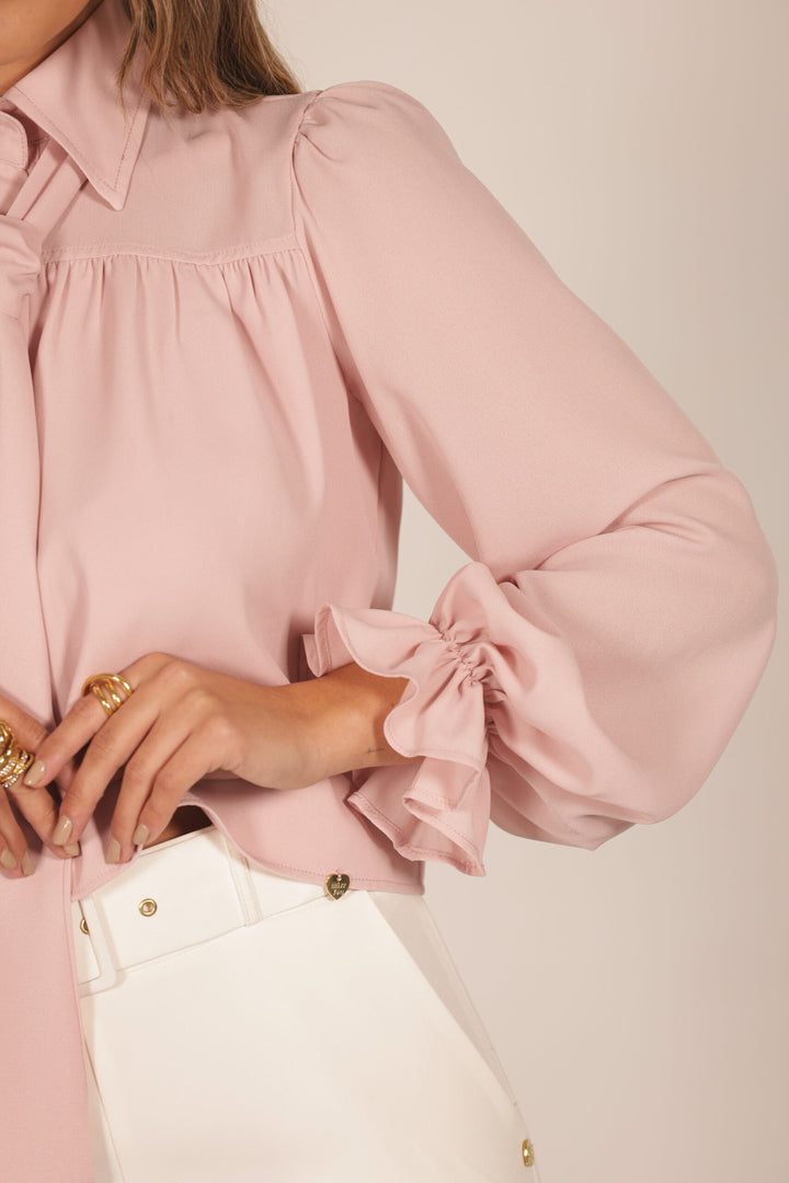 BLUSA COM LAÇO E DETALHE FRANZIDO ROSA MISS YOU