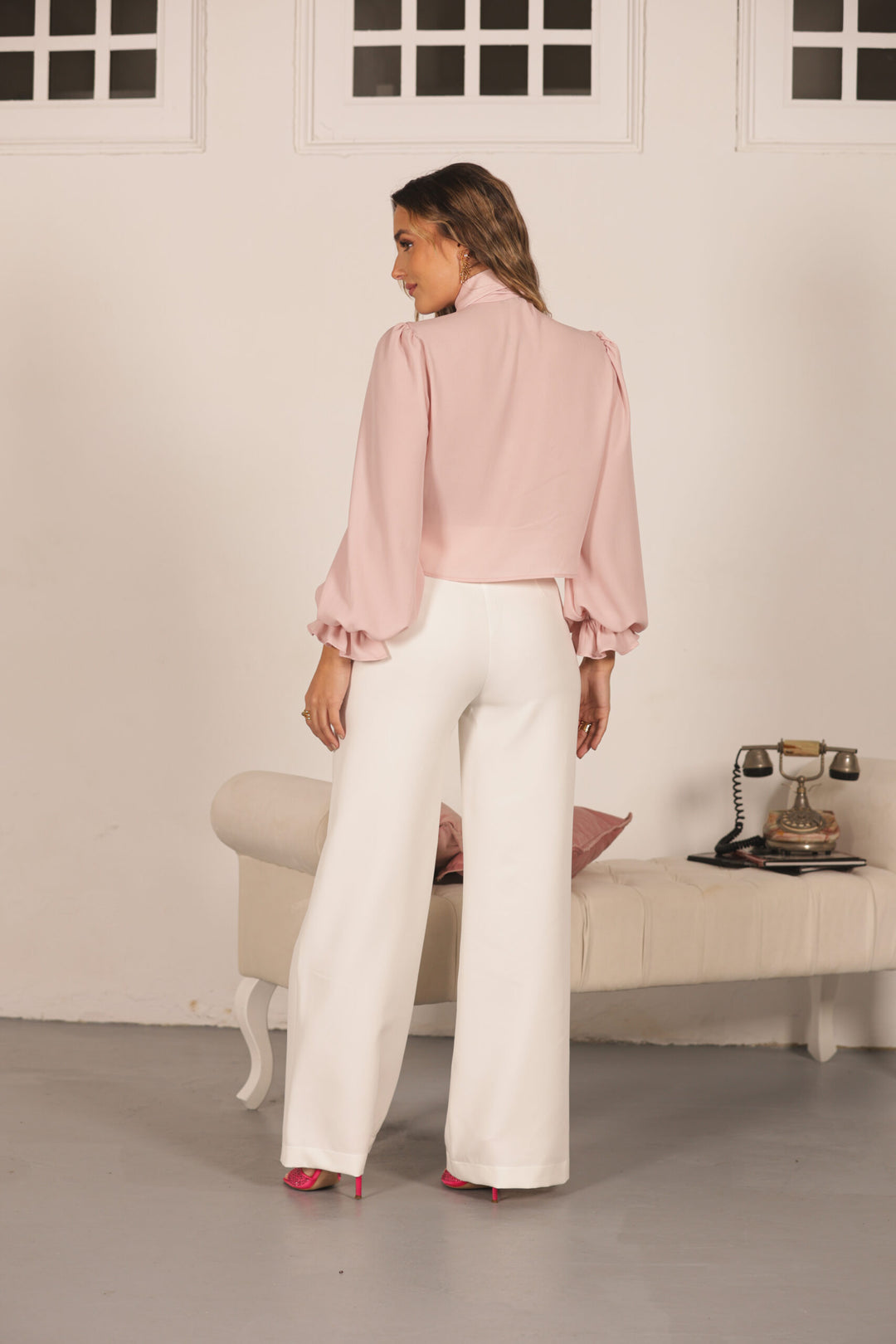 BLUSA COM LAÇO E DETALHE FRANZIDO ROSA MISS YOU