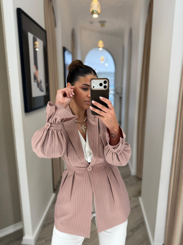 BLAZER ROSA RISCA DE GIZ COM PUNHO FRANZIDO PONTO CHIC