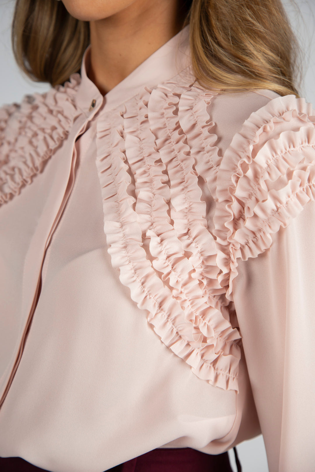 BLUSA ROSA COM FOLHOS SILVINA CAMPOS