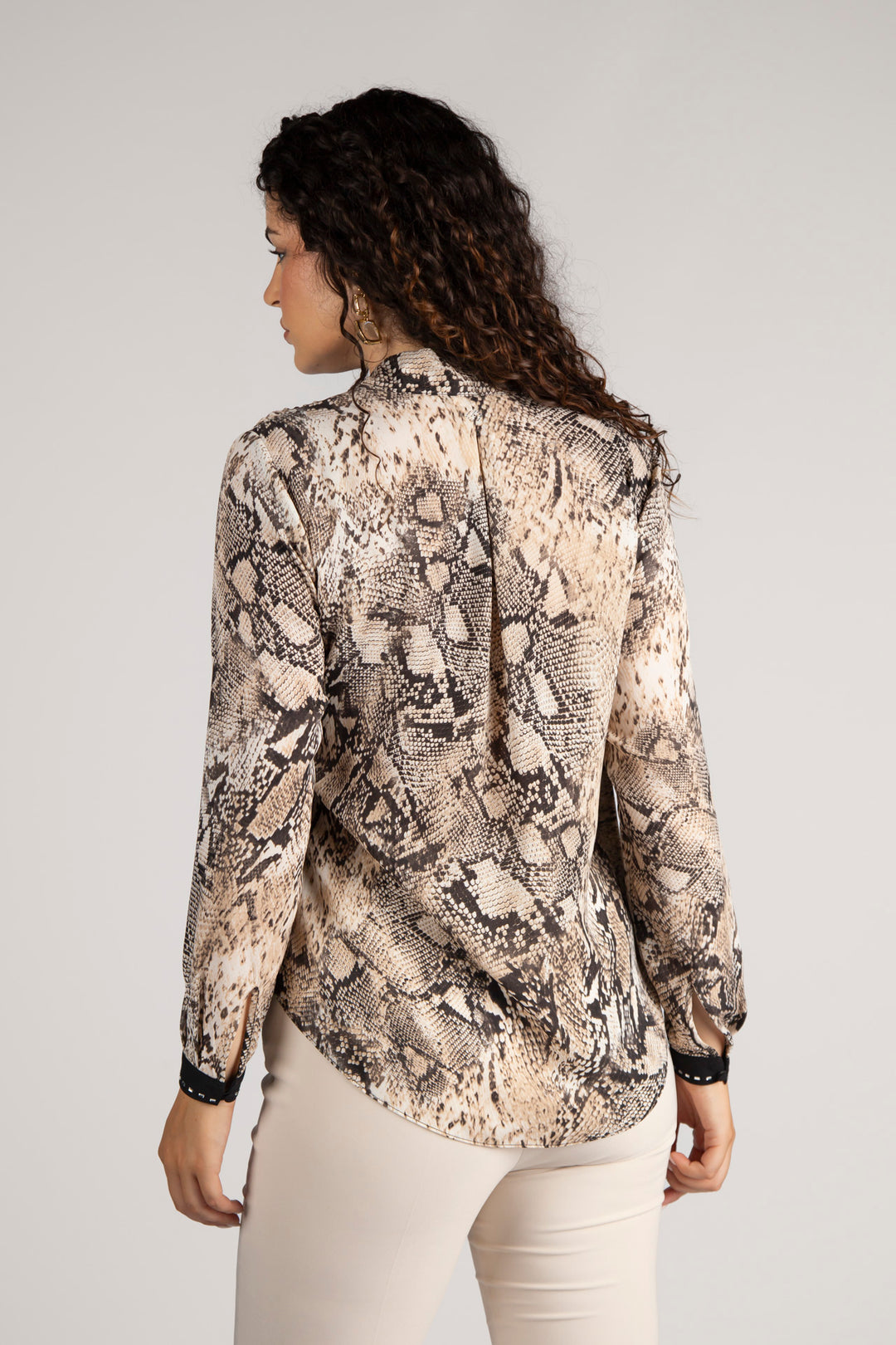 BLUSA ANIMAL PRINT COM TIRAS SILVINA CAMPOS