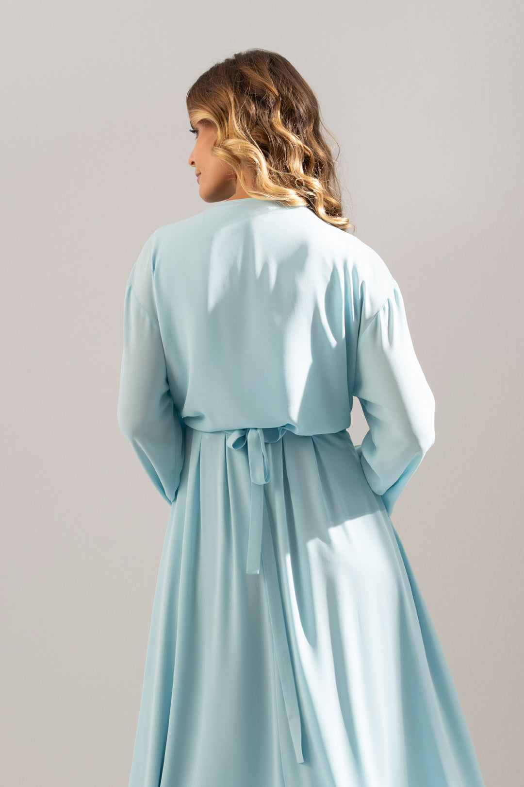 BOLERO FLUIDO EM CHIFFON AZUL FERRACHE