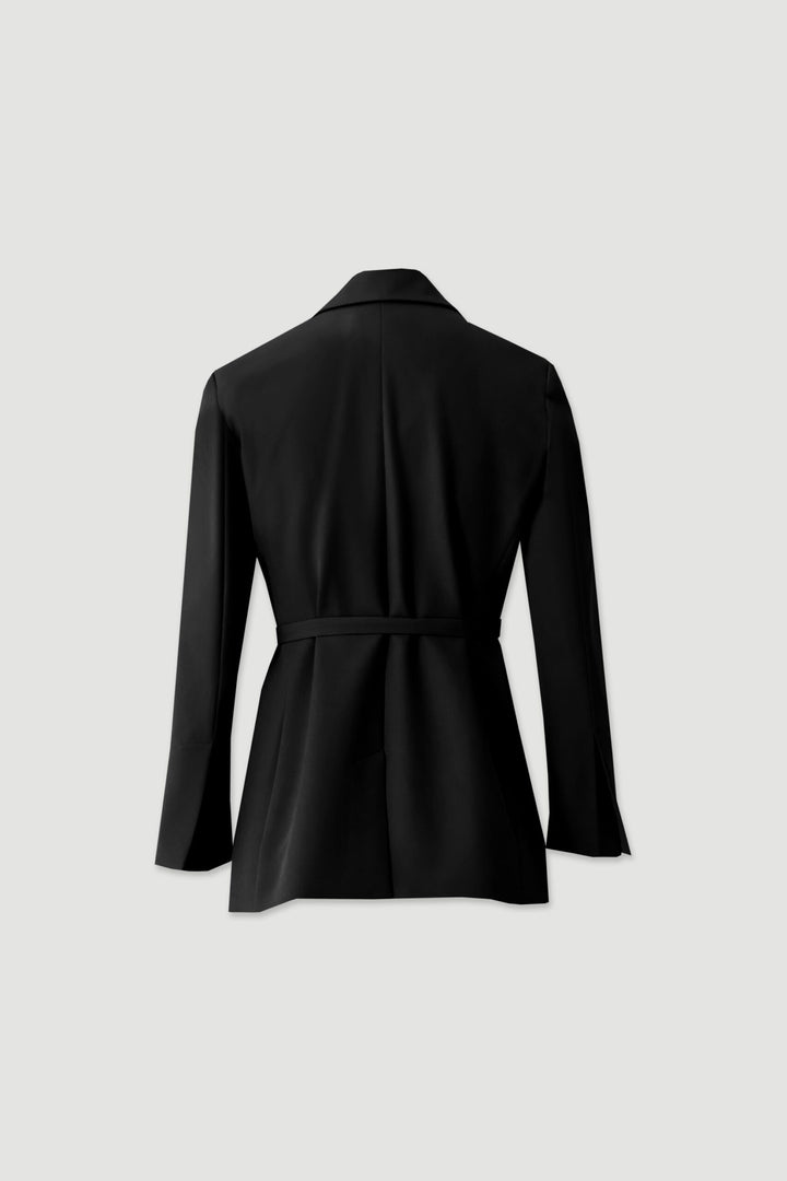 BLAZER PRETO CLÁSSICO COM CINTO FERRACHE