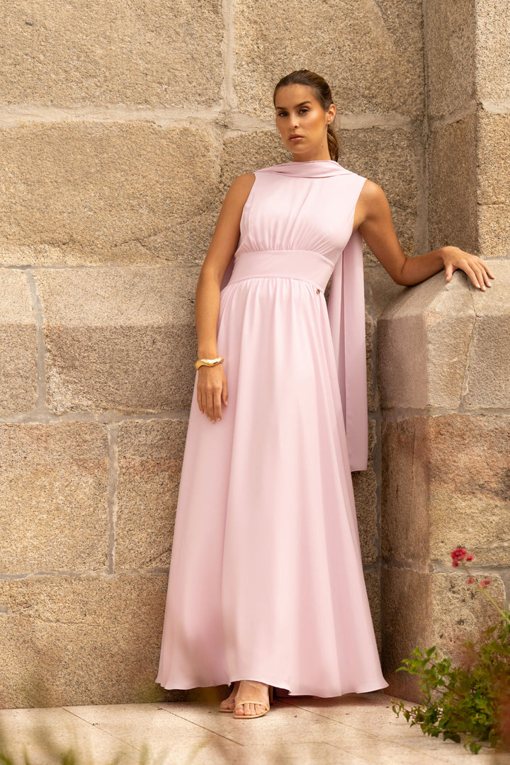VESTIDO COMPRIDO ROSA COM ECHARPE FERRACHE