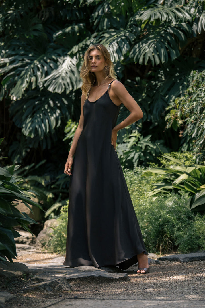 VESTIDO CASTANHO COMPRIDO FLUIDO DE ALÇAS FERRACHE