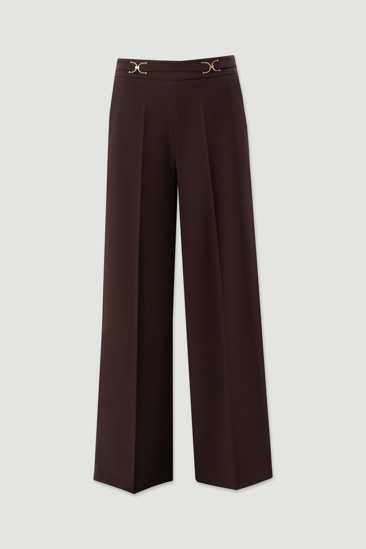 CALÇA PRETA WIDE LEG COM DETALHES METÁLICOS FERRACHE