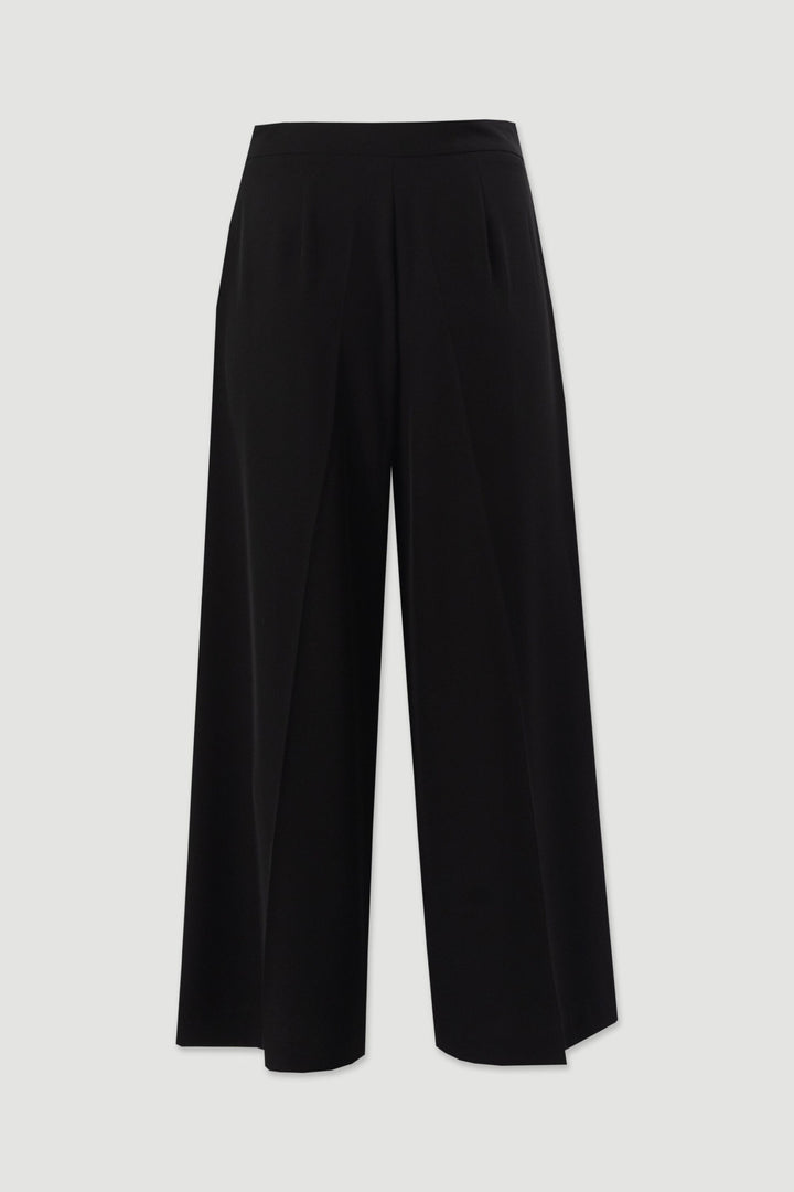 CALÇA CULOTTE PRETA FLUIDA FERRACHE