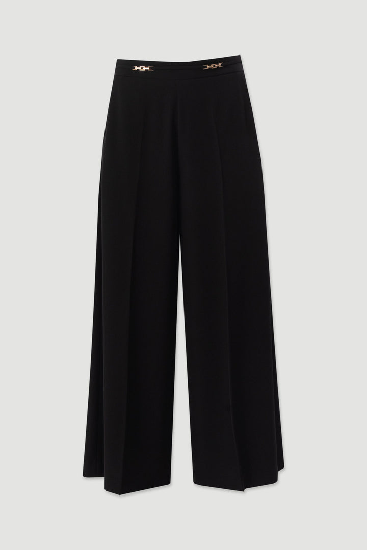 CALÇA CULOTTE PRETA FLUIDA FERRACHE