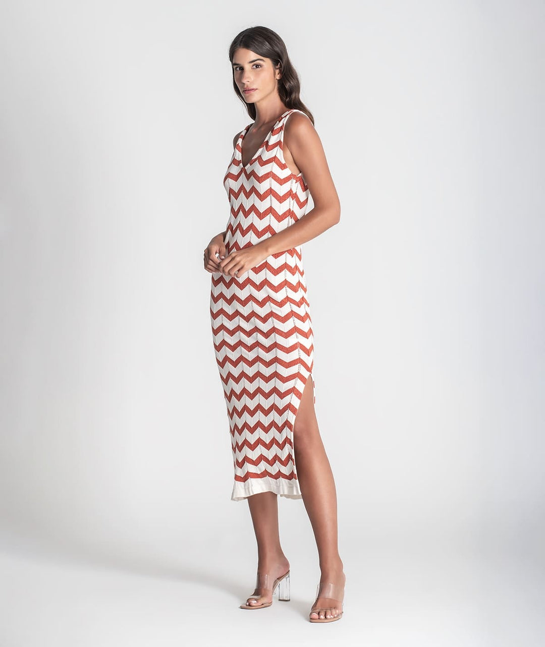 VESTIDO CRU ZIG ZAG COM BRILHO RUGA