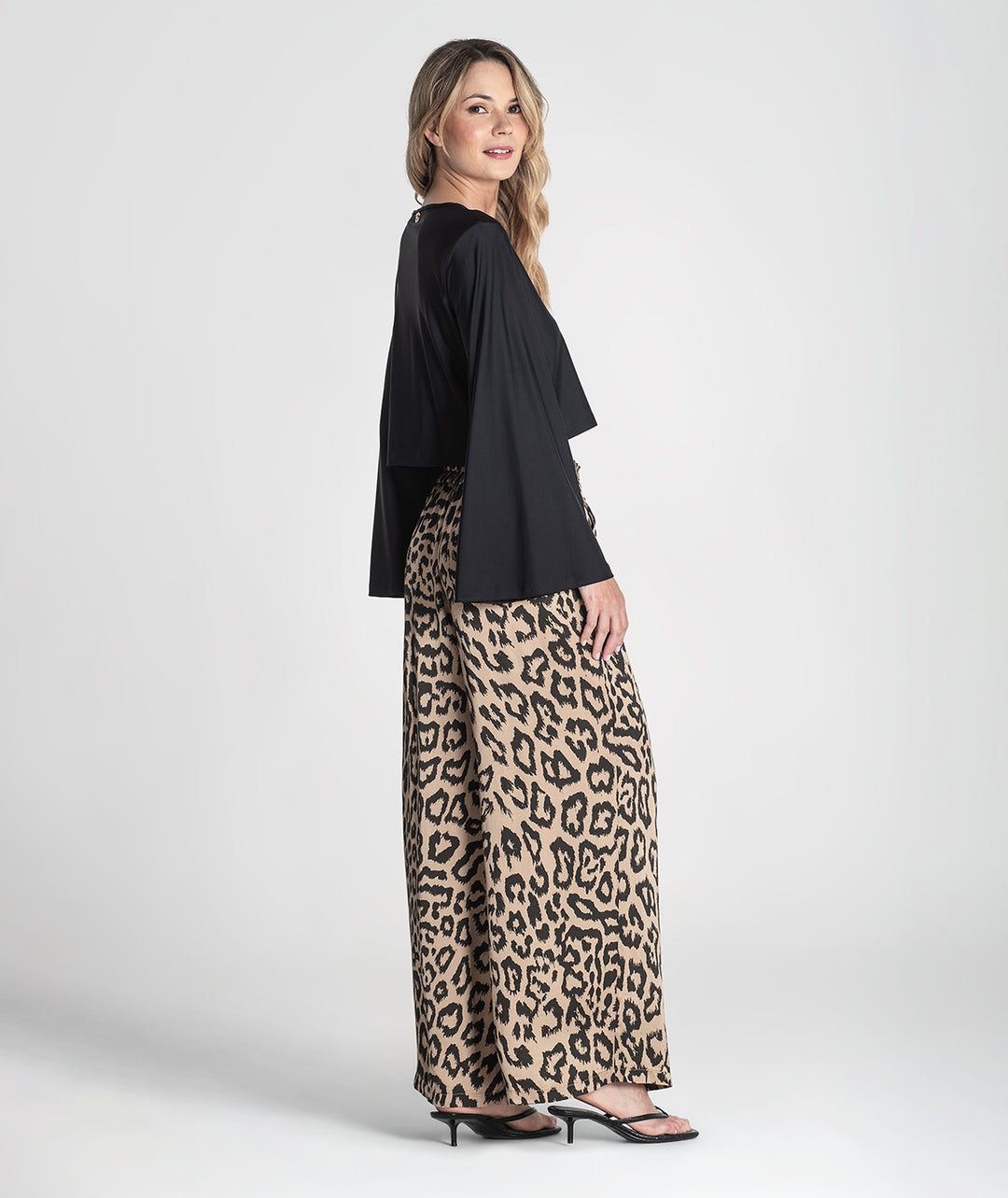 CAMISOLA PRETA RUGA