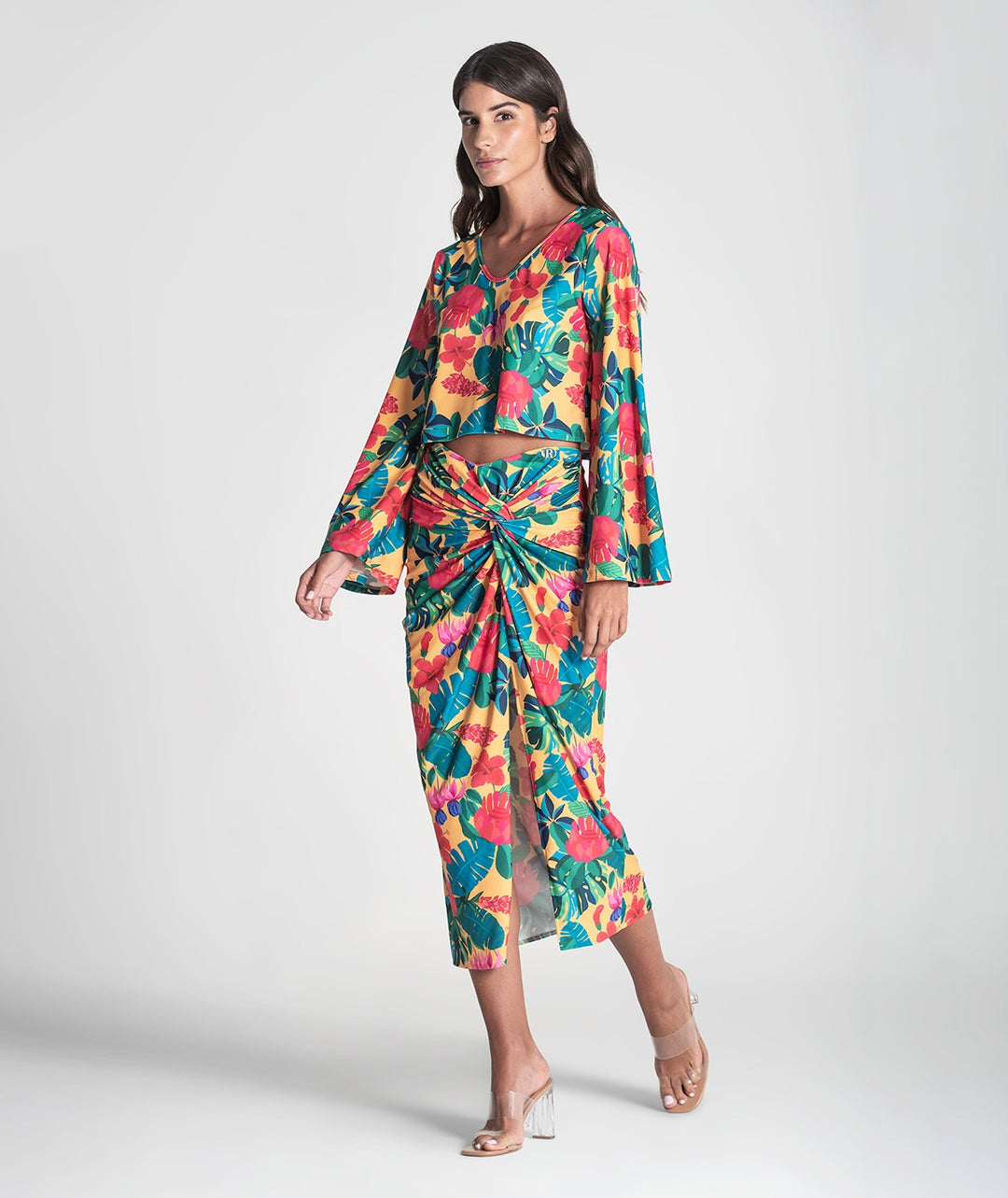 SAIA COM PADRÃO FLORAL