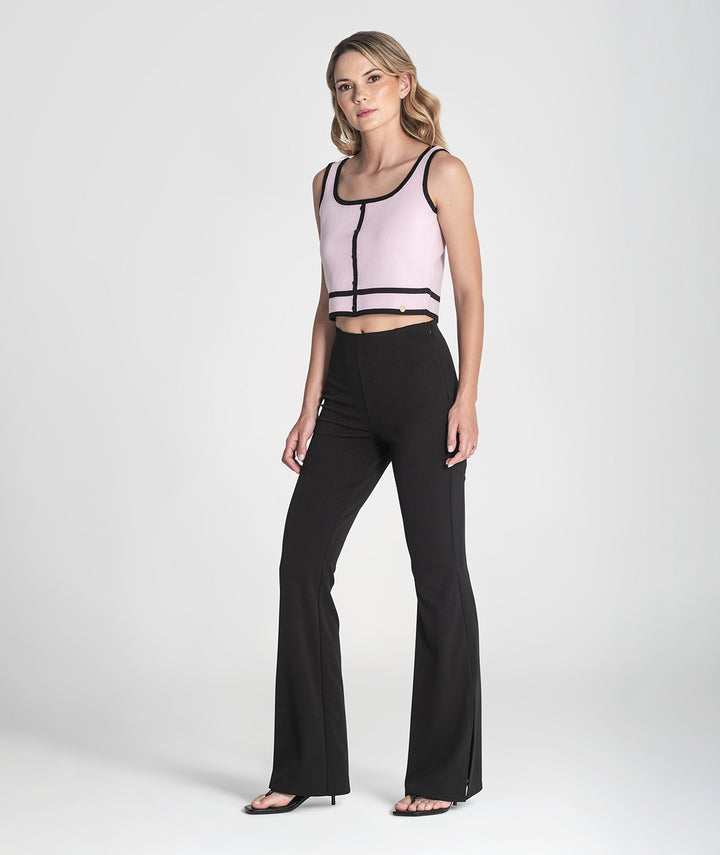 CALÇA PRETA BOCA DE SINO RUGA