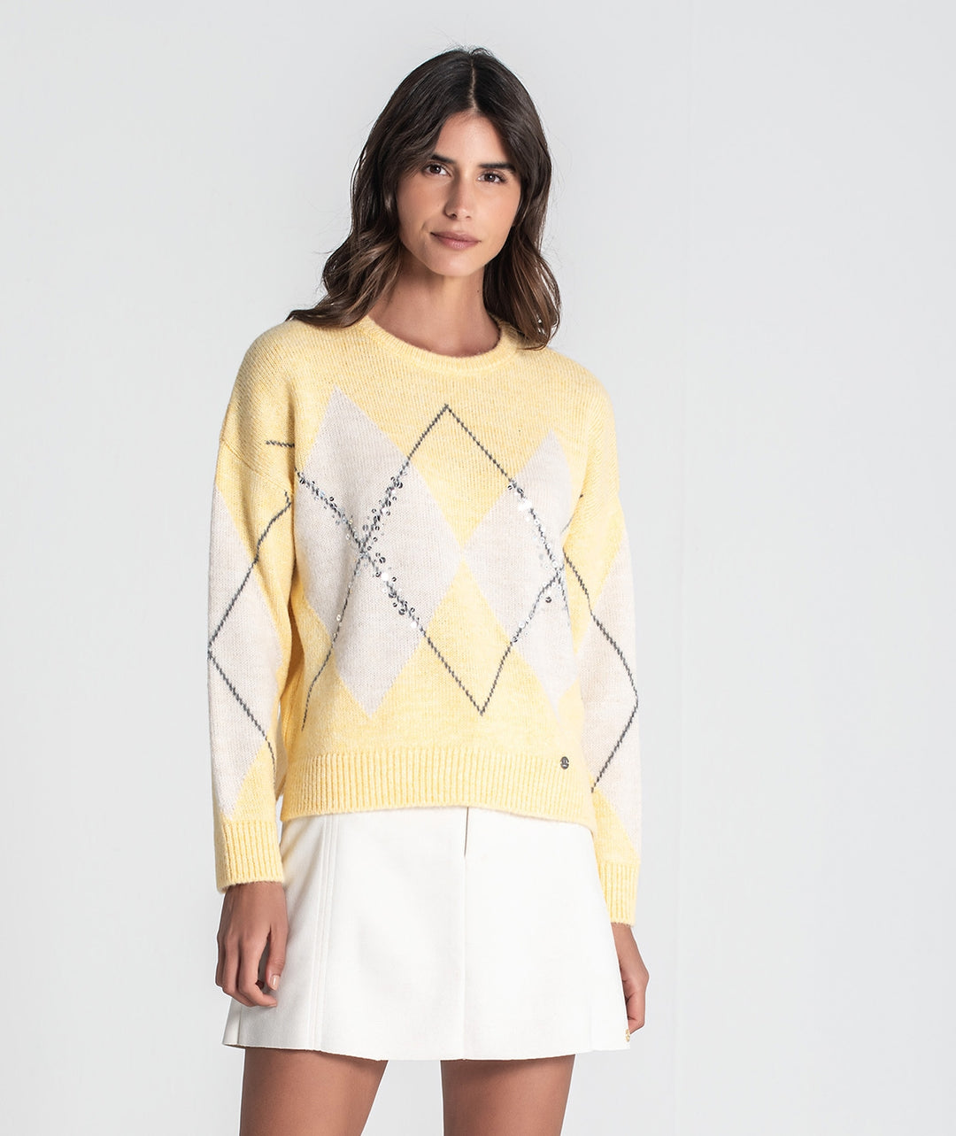 CAMISOLA PADRÃO AMARELO E BEGE COM LANTEJOULAS RUGA