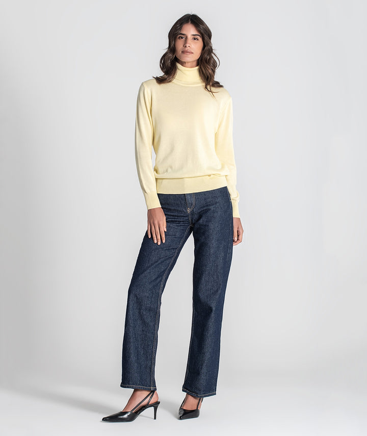 CAMISOLA  AMARELO MANTEIGA COM GOLA ALTA  RUGA