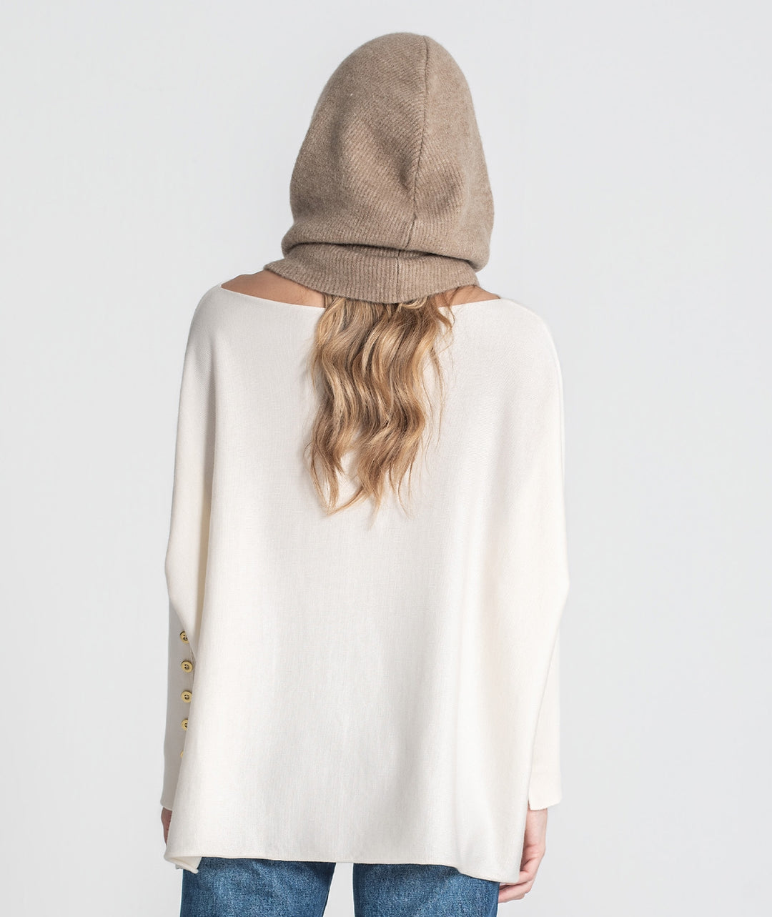 BALACLAVA TAUPE EM MALHA SUAVE  RUGA