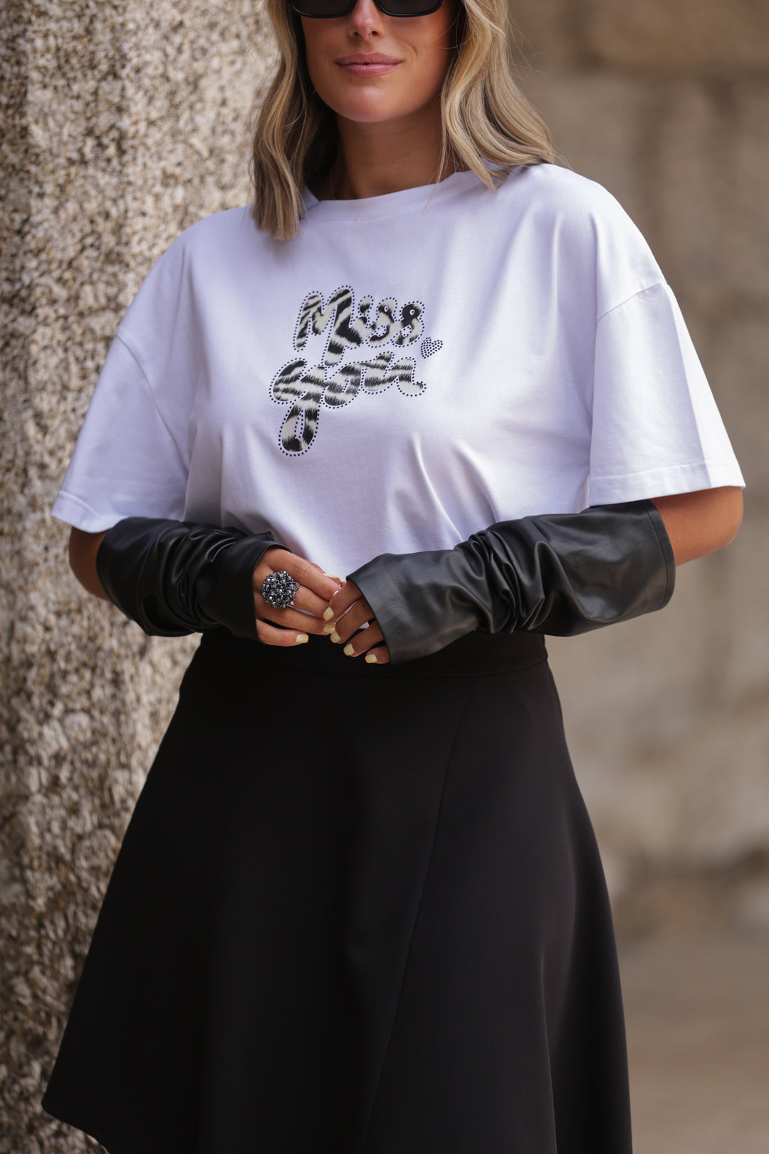 T-shirt branca com estampado frontal Miss You | Ponto Chic