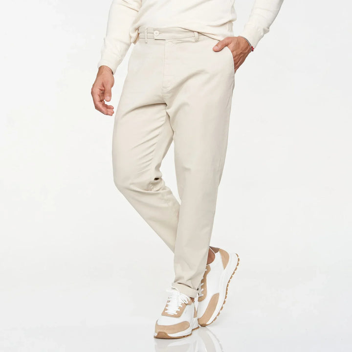 CALÇA CHINO TAPERED BEGE