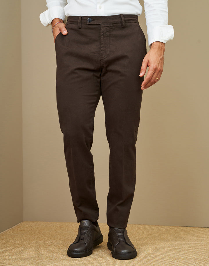 CALÇA CHINO SLIM FIT CACAU ZOLF