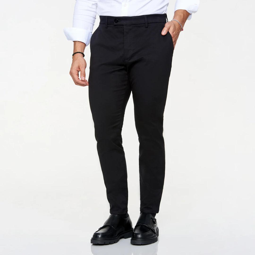 CALÇA CHINO SLIM FIT PRETO ZOLF