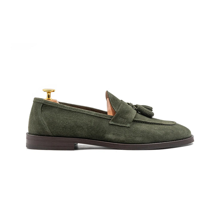 MOCASSIM CLÁSSICO CAMURÇA COM POMPOM KAKI ZOLF