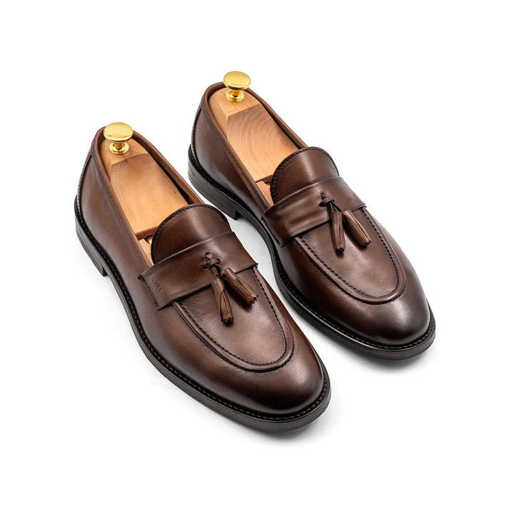 MOCASSIM CLÁSSICO COM POMPOM CAMEL ZOLF