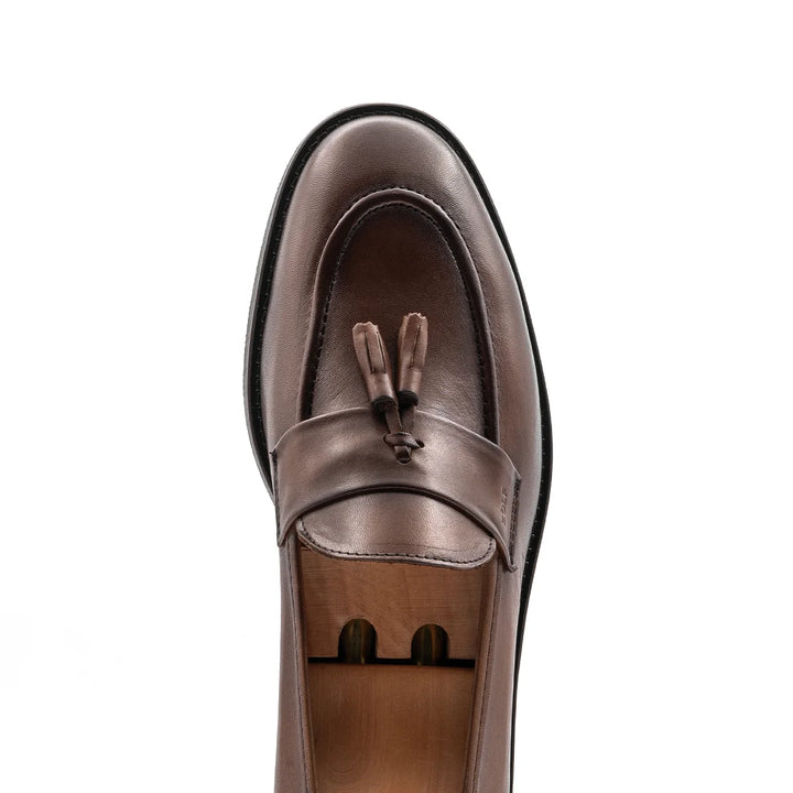 MOCASSIM CLÁSSICO COM POMPOM CAMEL ZOLF
