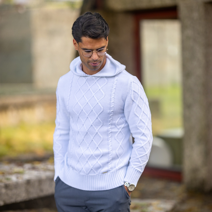 CAMISOLA TRICOT TEXTURA COM CAPUZ BRANCO ZOLF