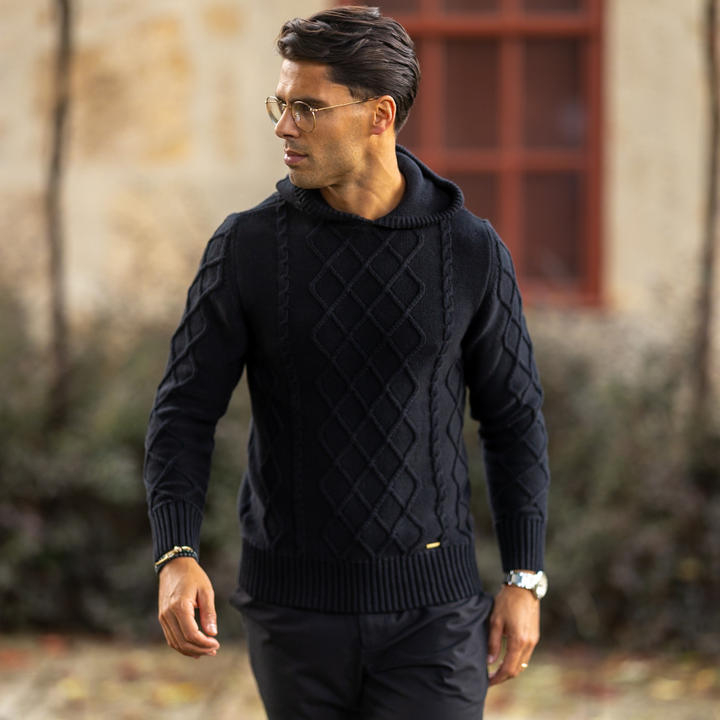 CAMISOLA TRICOT TEXTURA COM CAPUZ PRETA ZOLF