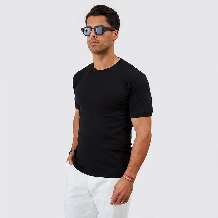 T-SHIRT DECOTE REDONDO PRETO ZOLF