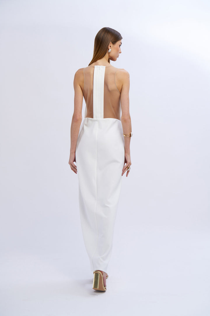 VESTIDO BRANCO COM TRANSPARÊNCIA NO SECRETS