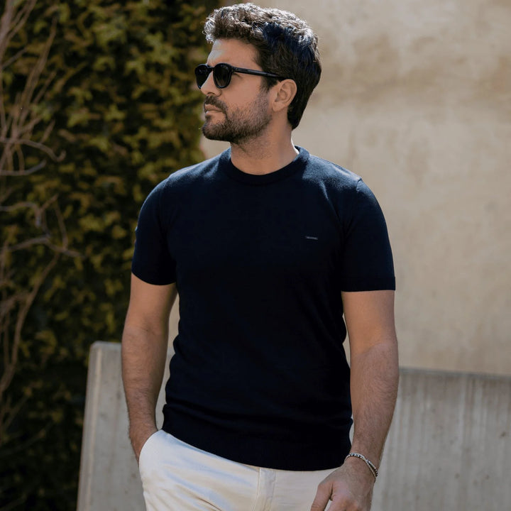 T-SHIRT DE MALHA TRICOT PRETA ZOLF