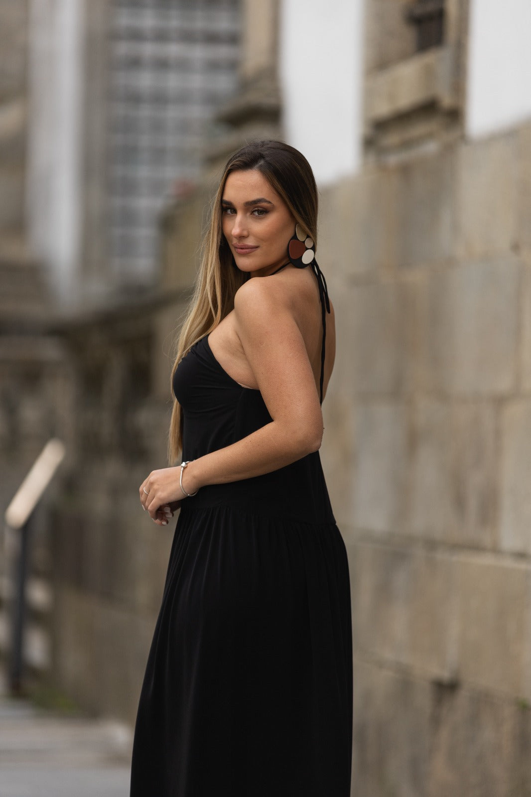 VESTIDO PRETO DECOTE CRUZADO MISS YOU