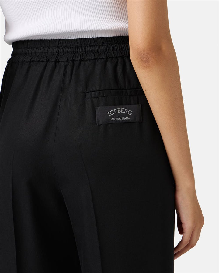 CALÇA PRETA EM TECIDO FLUIDO ICEBERG WOMEN