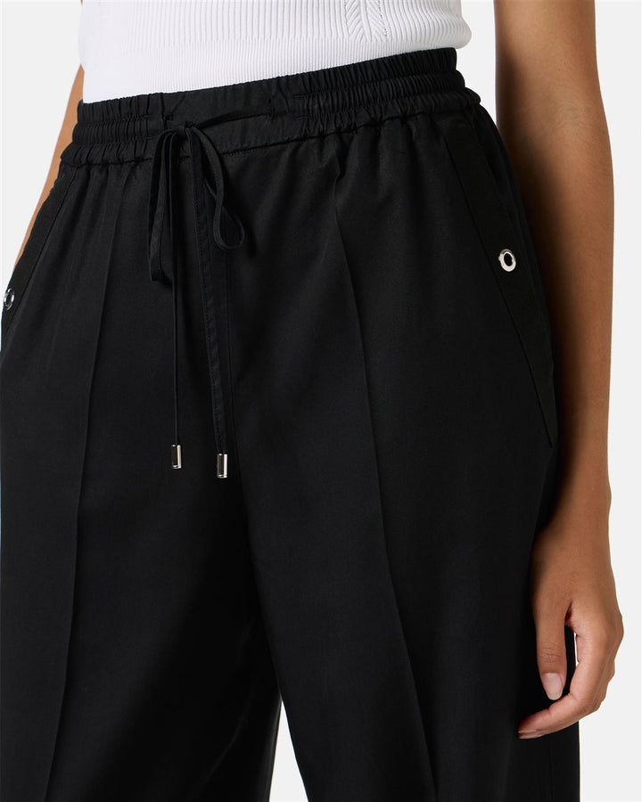 CALÇA PRETA EM TECIDO FLUIDO ICEBERG WOMEN