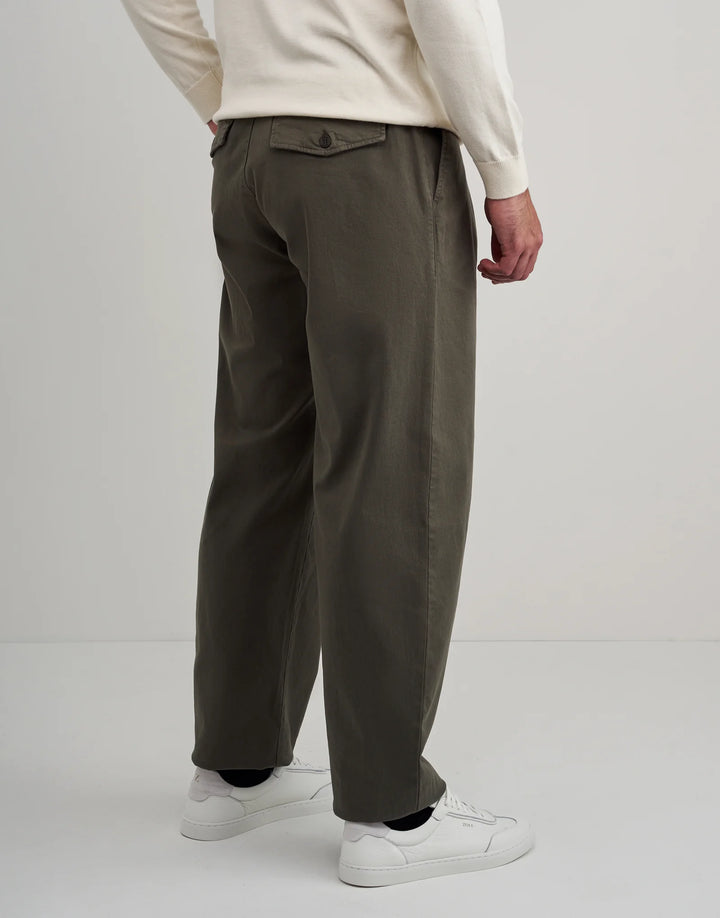 CALÇA CHINO BALLOON VERDE MILITAR ZOLF