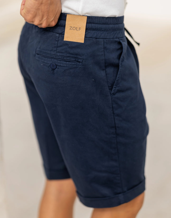 CALÇÃO CHINO COM CORDÃO AZUL MARINHO ZOLF