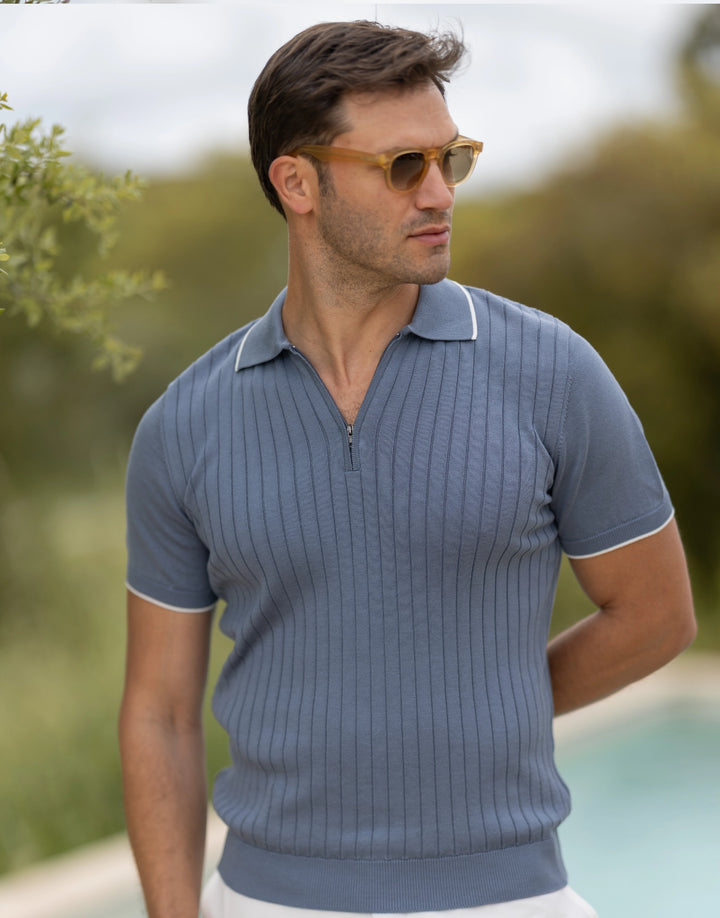 POLO TRICOT FALSO LISO COM FECHO AZUL CIANO ZOLF