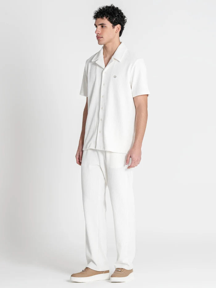 CAMISA BRANCA CANELADA PONTO CHIC
