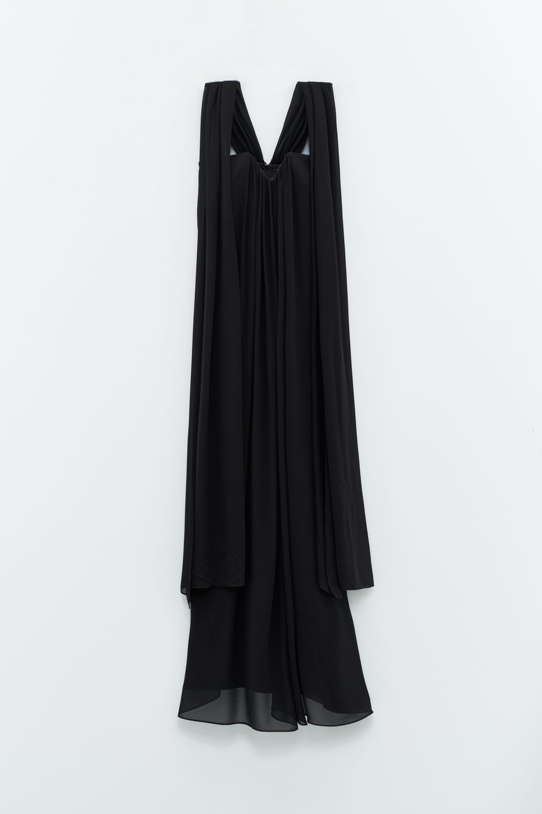VESTIDO PRETO COM LENÇO EMBUTIDO ELEH